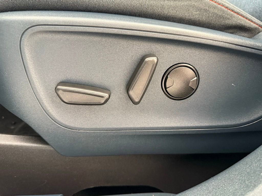 Used 2023 Ford Maverick XLT w/ Equipment Group 300A Standard image 25