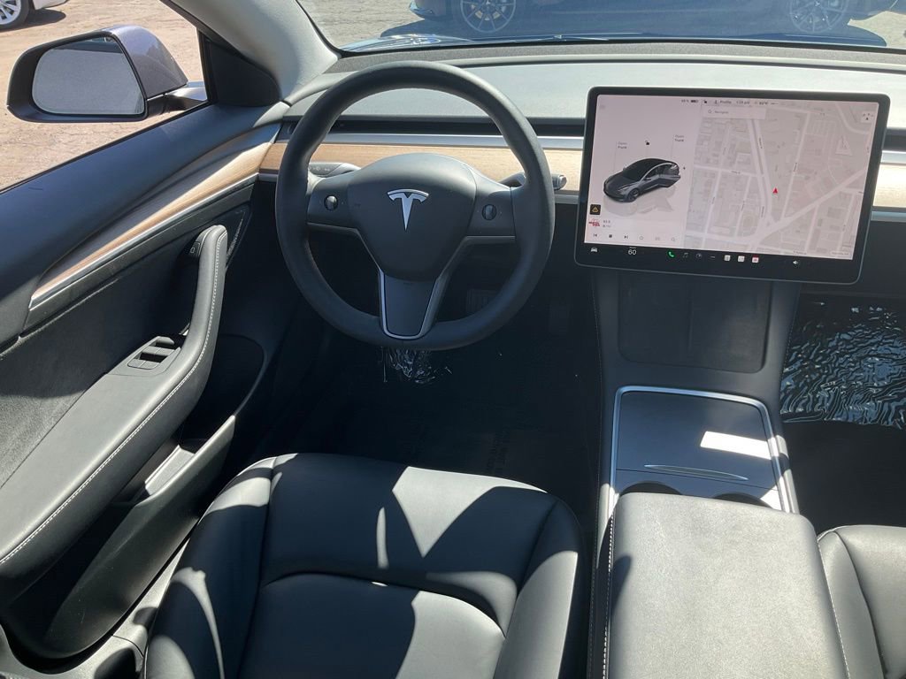 Used 2023 Tesla Model 3 Standard Range image 37