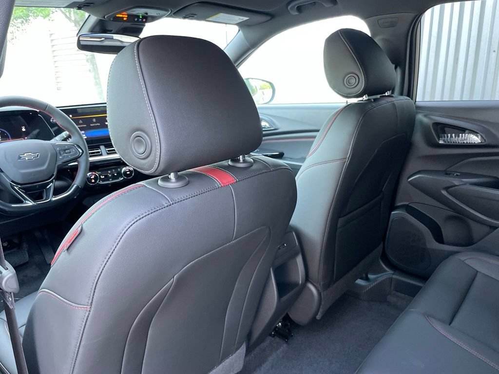 New 2026 Chevrolet Trax RS w/ Driver Confidence Package FWD image 27