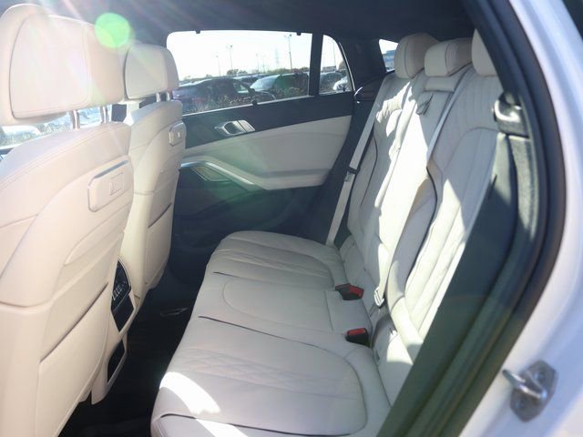 New 2026 BMW X6 M60i image 27