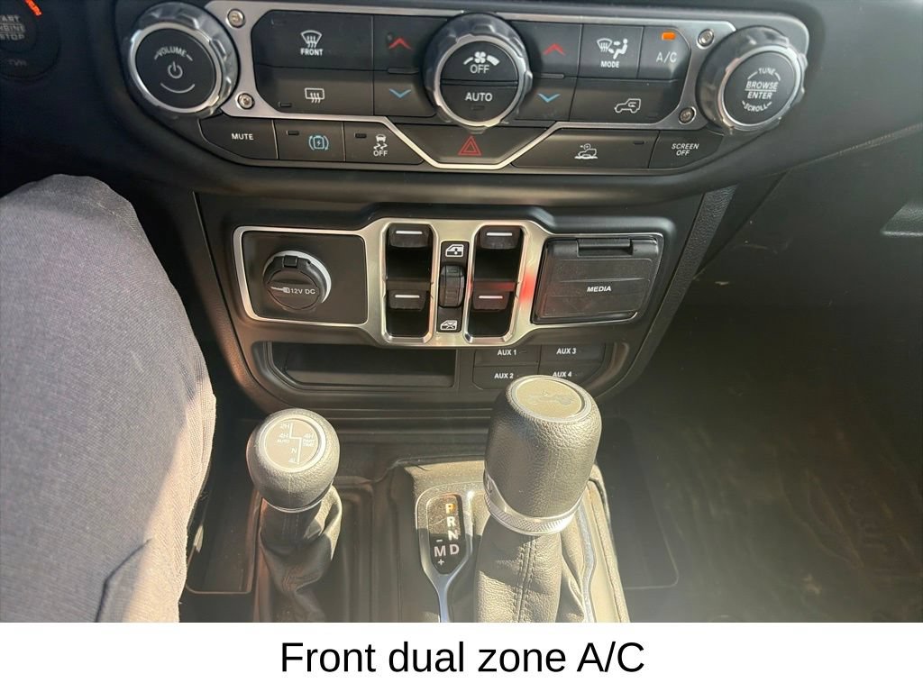 Used 2023 Jeep Wrangler Unlimited AWD/4WD image 22