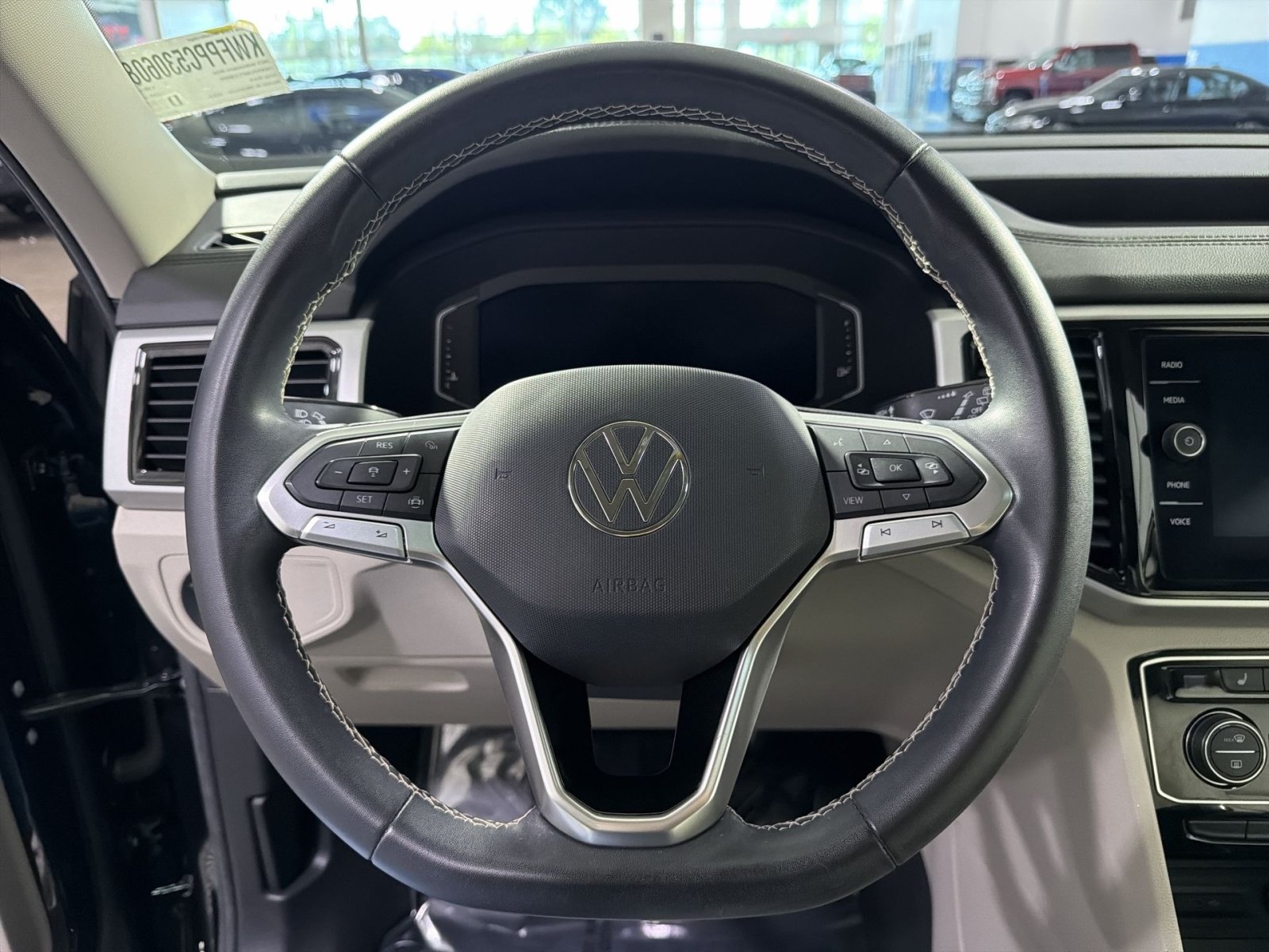 Used 2023 Volkswagen Atlas SE w/ Panoramic Sunroof Package AWD/4WD image 26