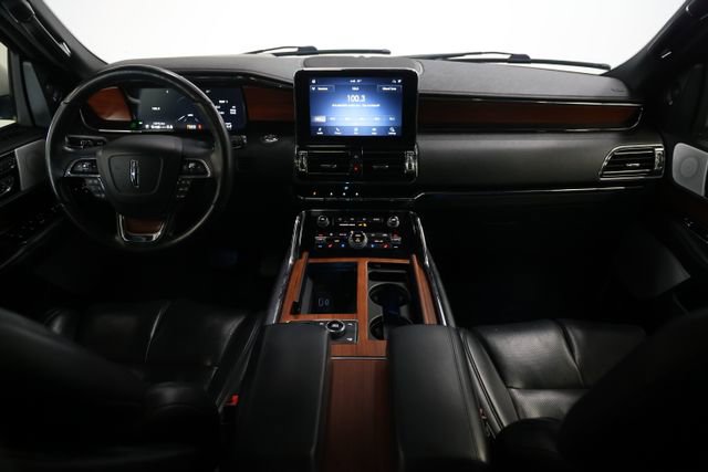 Used 2020 Lincoln Navigator Reserve w/ Equipment Group 208A Reserve AWD/4WD image 36