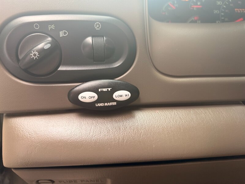 Used 2000 Ford Excursion Limited AWD/4WD image 11