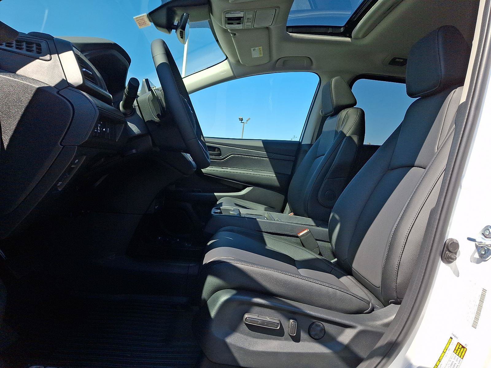 New 2026 Honda Odyssey EX-L image 7