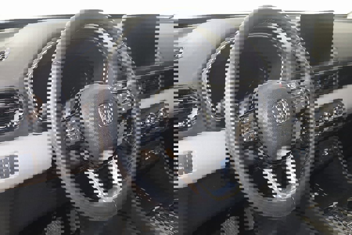 Used 2024 Honda Pilot Touring image 6