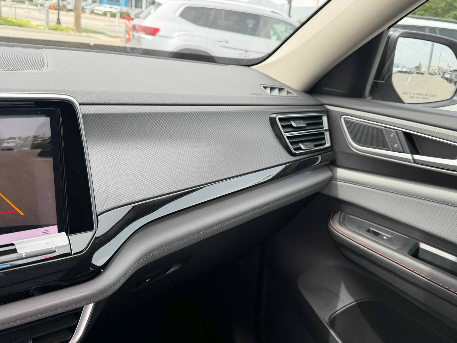 New 2026 Volkswagen Atlas Peak Edition AWD/4WD image 25
