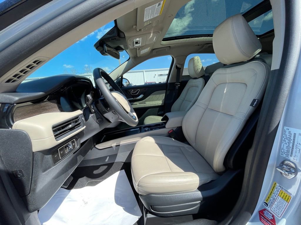 New 2026 Lincoln Corsair Reserve image 16