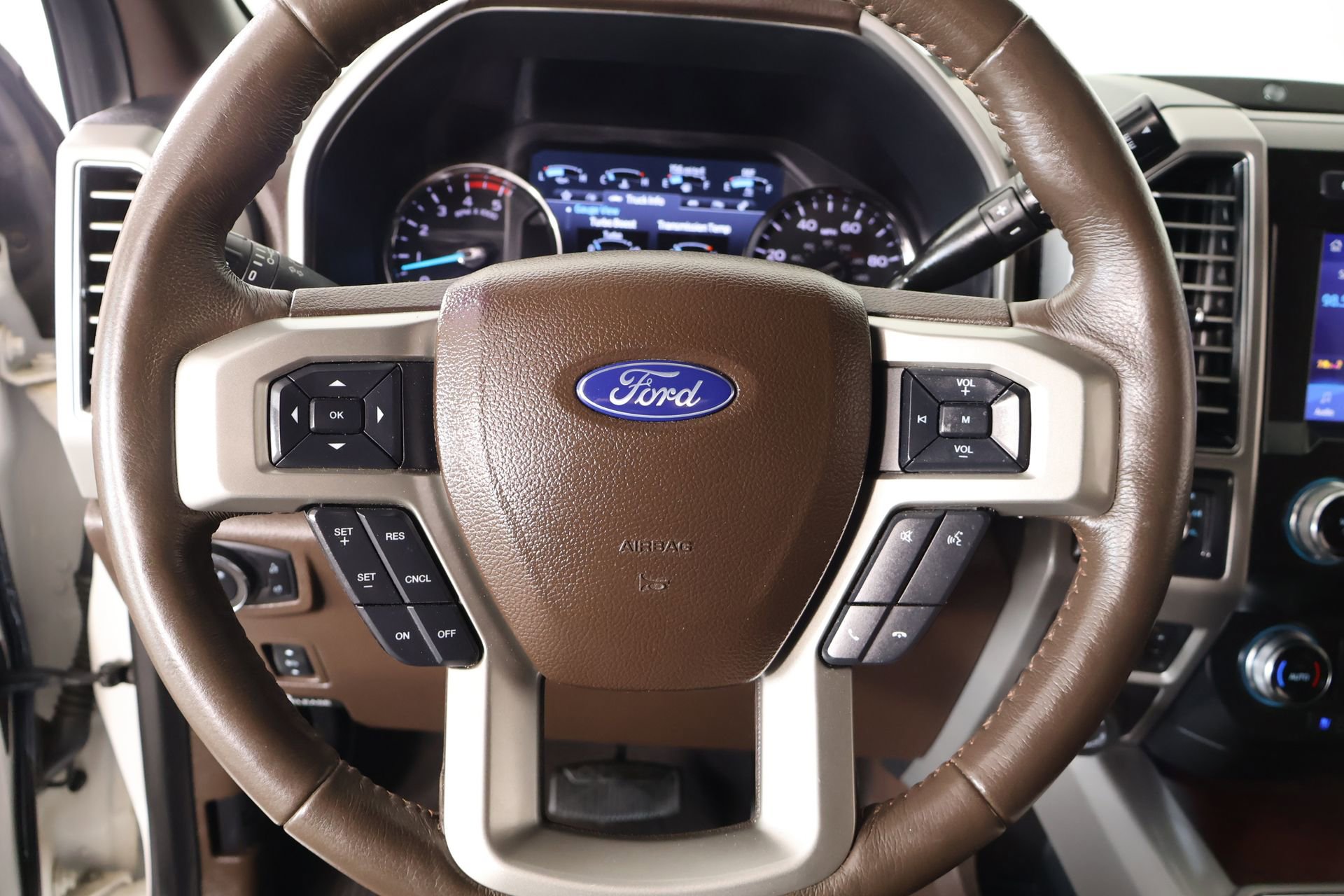 Used 2020 Ford F250 King Ranch w/ King Ranch Ultimate Package AWD/4WD image 3