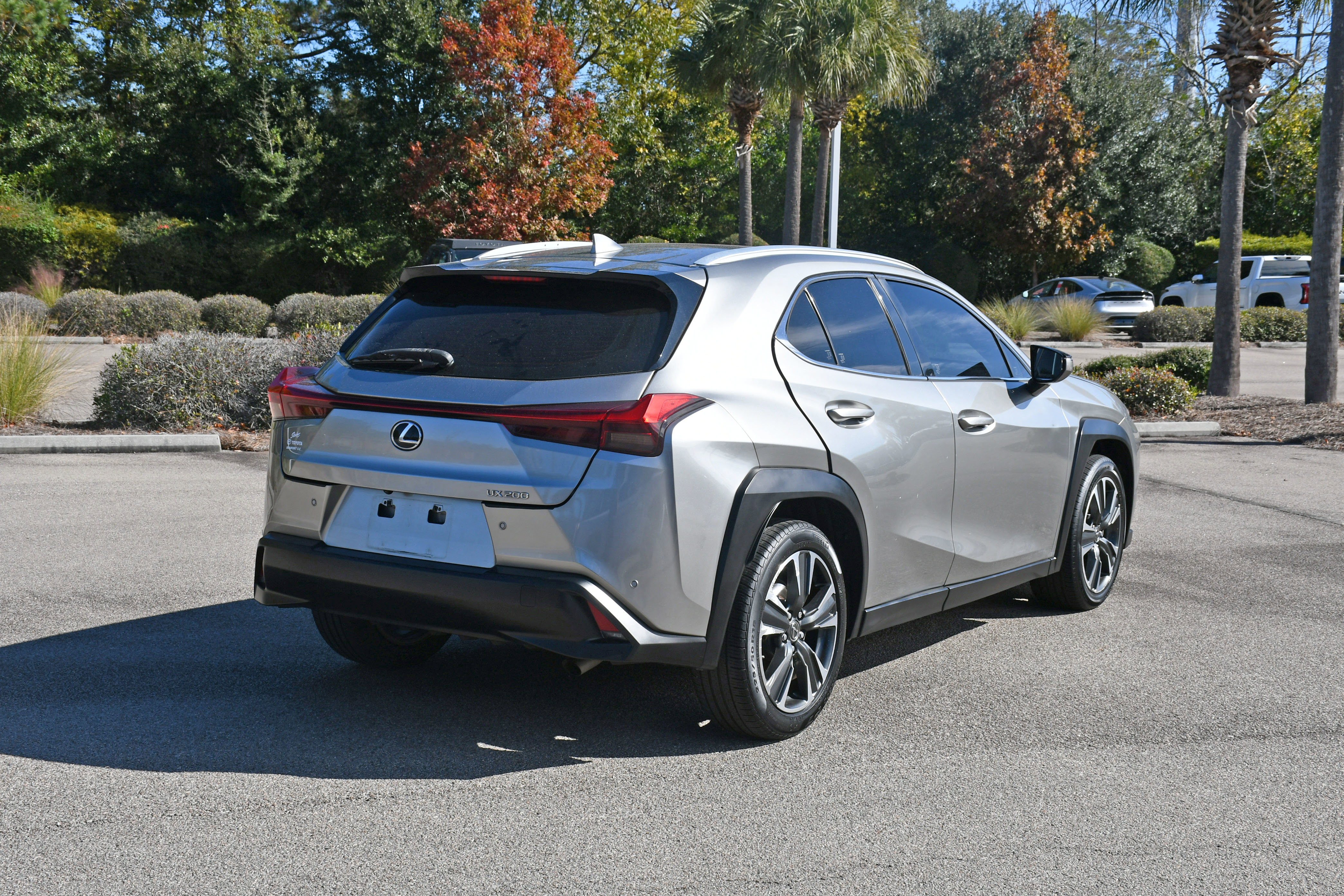 Used 2019 Lexus UX 200 F Sport w/ Premium Package image 3