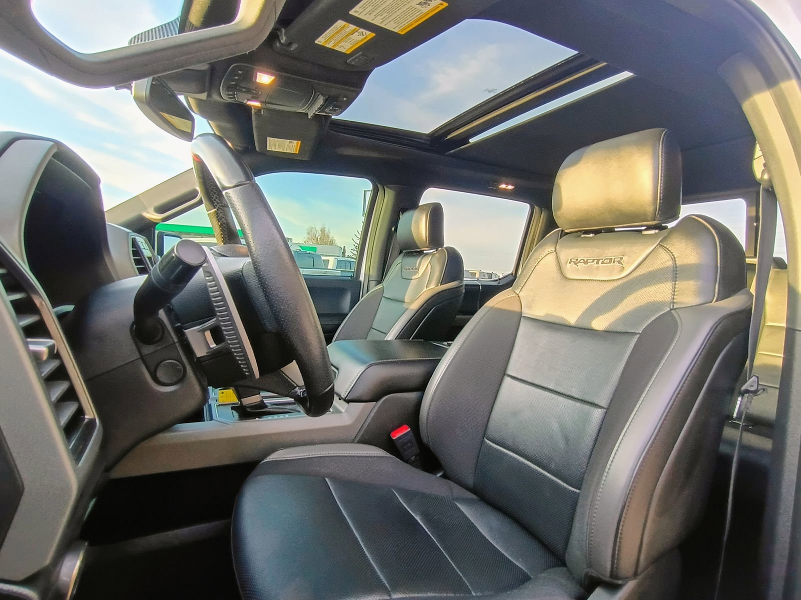 Used 2020 Ford F150 Raptor w/ Equipment Group 802A Luxury image 13