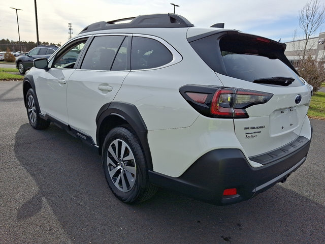 Certified 2025 Subaru Outback Premium AWD/4WD image 5