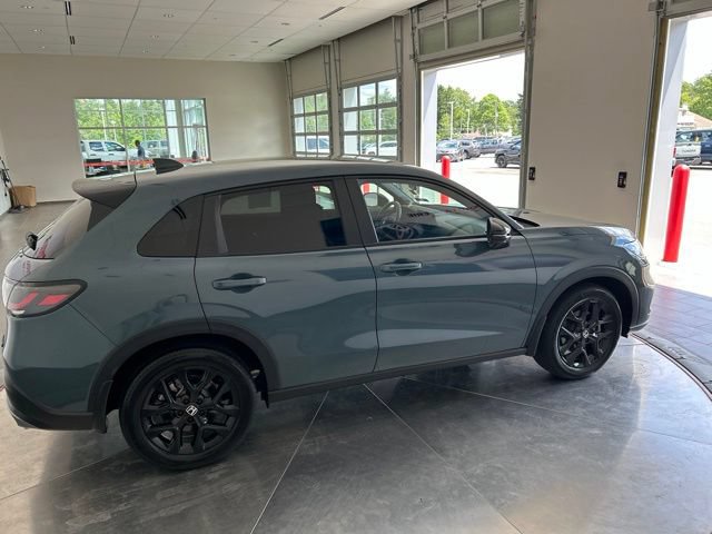 Used 2024 Honda HR-V Sport image 8