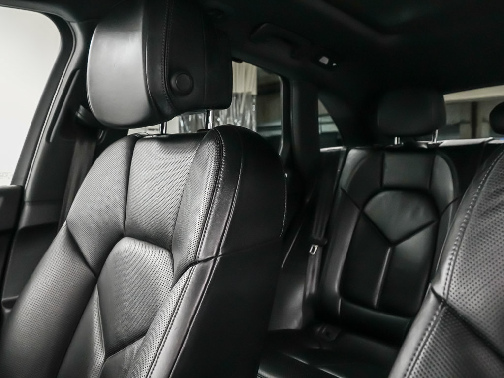 Used 2017 Porsche Macan S AWD/4WD image 33