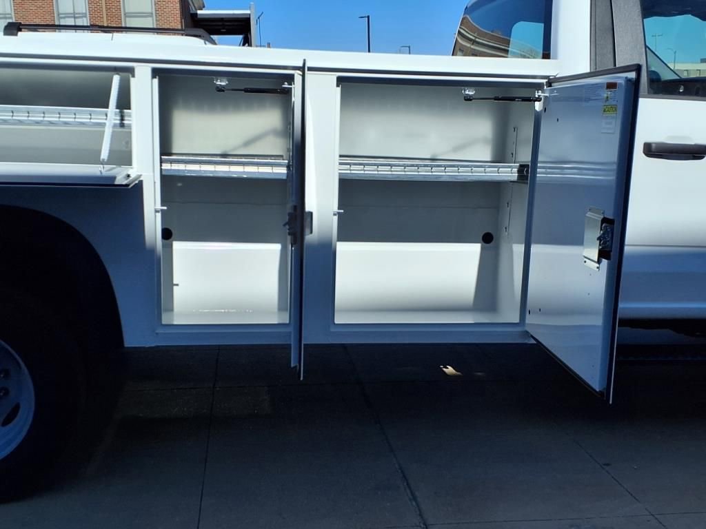 Used 2024 Ford F450 XL w/ Snow Plow Prep Package image 3