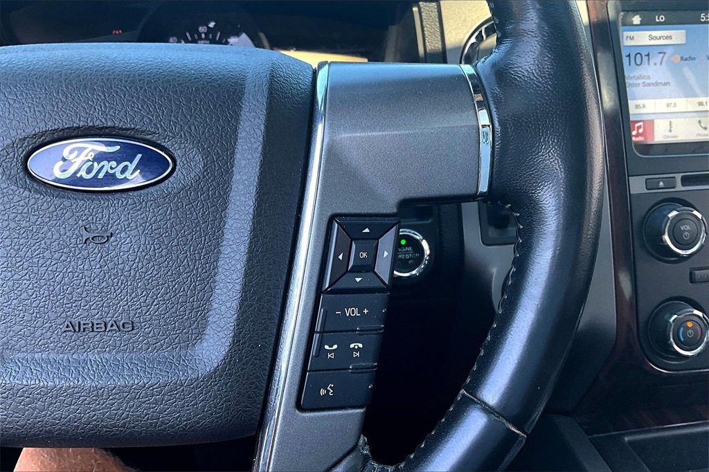 Used 2016 Ford Expedition Platinum image 12