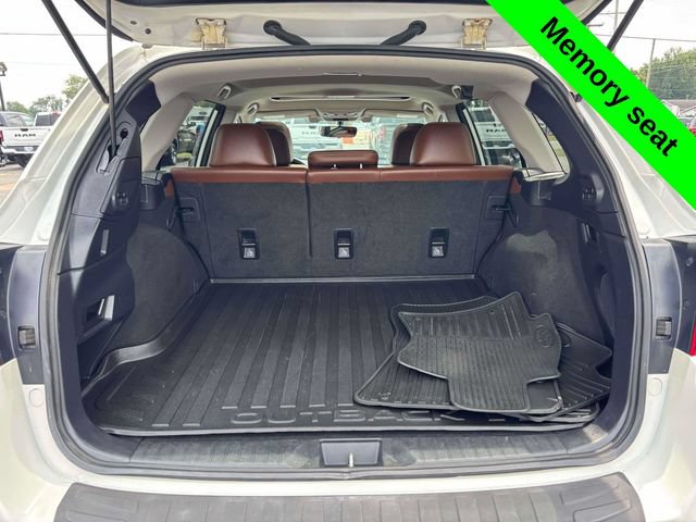 Used 2018 Subaru Outback 3.6R Touring AWD/4WD image 40