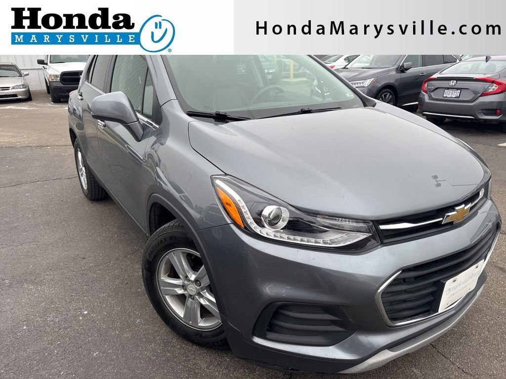 Used 2020 Chevrolet Trax LT w/ LT Convenience Package image 1