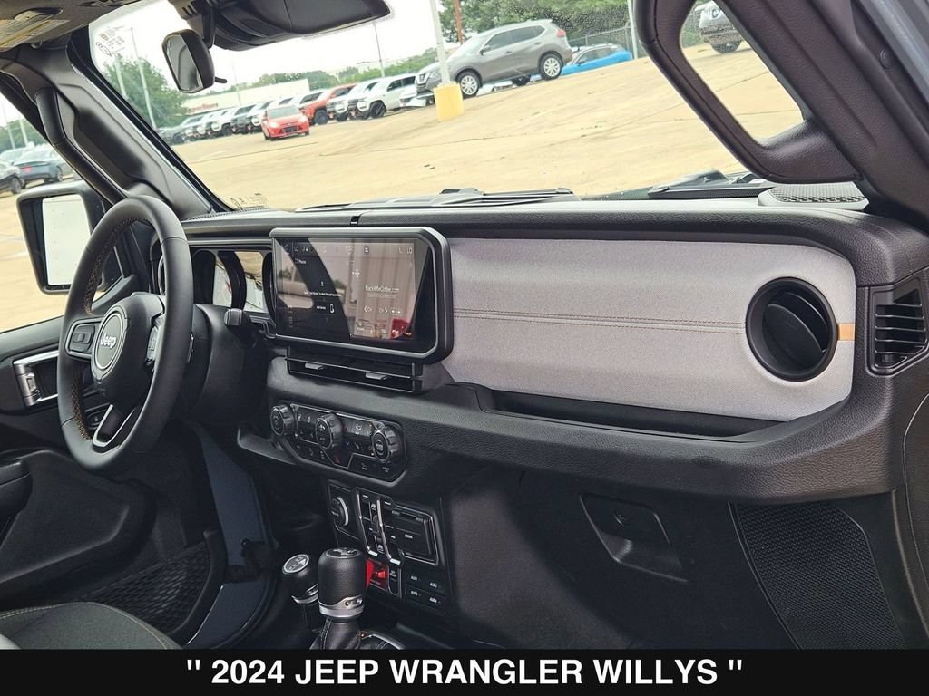 Used 2024 Jeep Wrangler Unlimited Sport AWD/4WD image 30