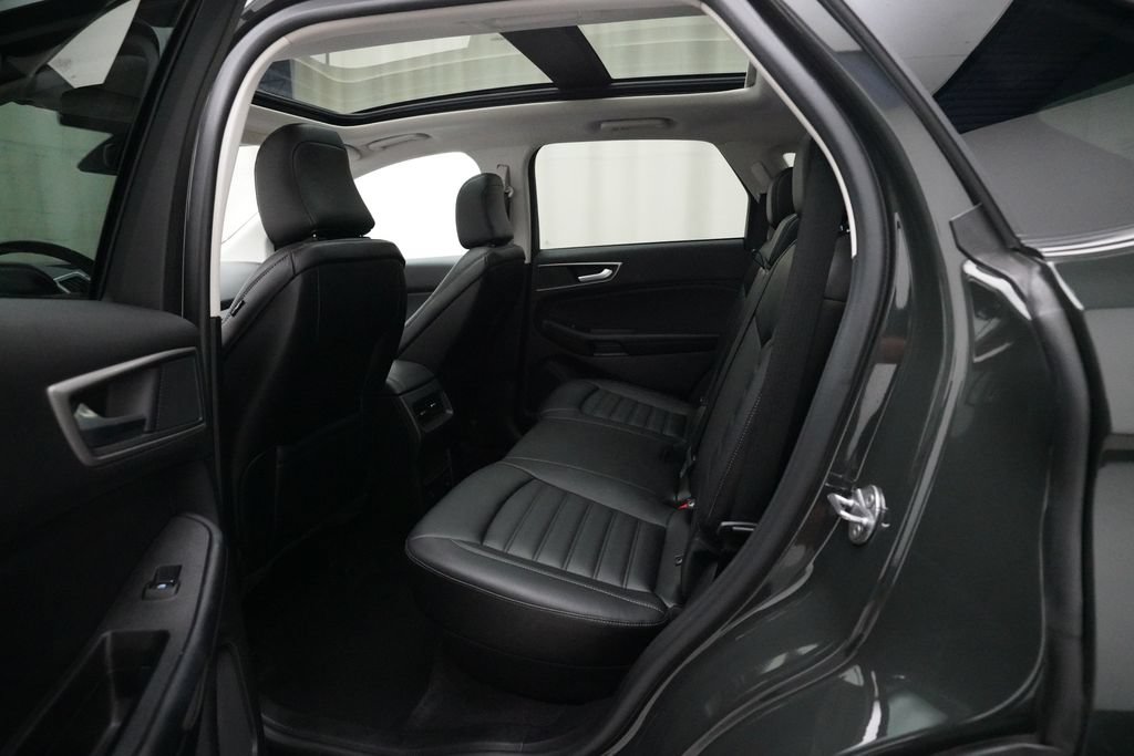 Used 2024 Ford Edge SEL w/ Convenience Package AWD/4WD image 16