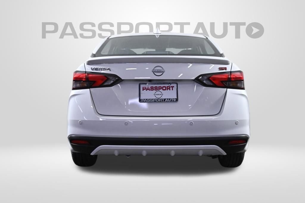 New 2025 Nissan Versa SR w/ Trunk Package FWD image 6