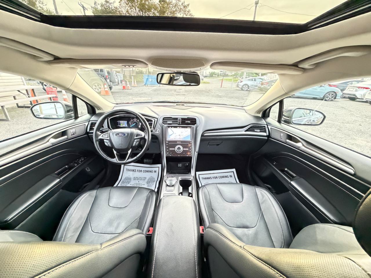 Used 2019 Ford Fusion Energi Titanium FWD image 26