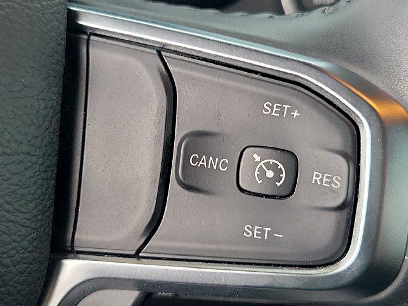 Used 2024 RAM 1500 Big Horn RWD image 32