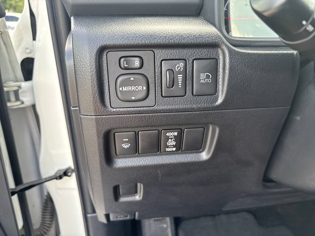Used 2021 Toyota 4Runner SR5 Premium w/ Moonroof Package RWD image 27