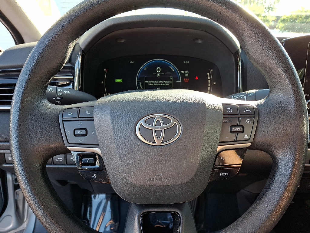 Certified 2025 Toyota Camry LE FWD image 22