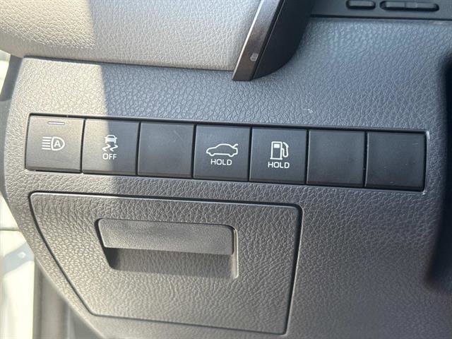 Used 2024 Toyota Camry LE FWD image 23