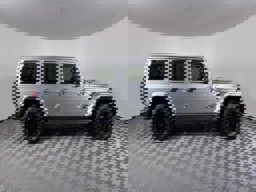 Used 2021 Jeep Wrangler Unlimited Sahara image 15