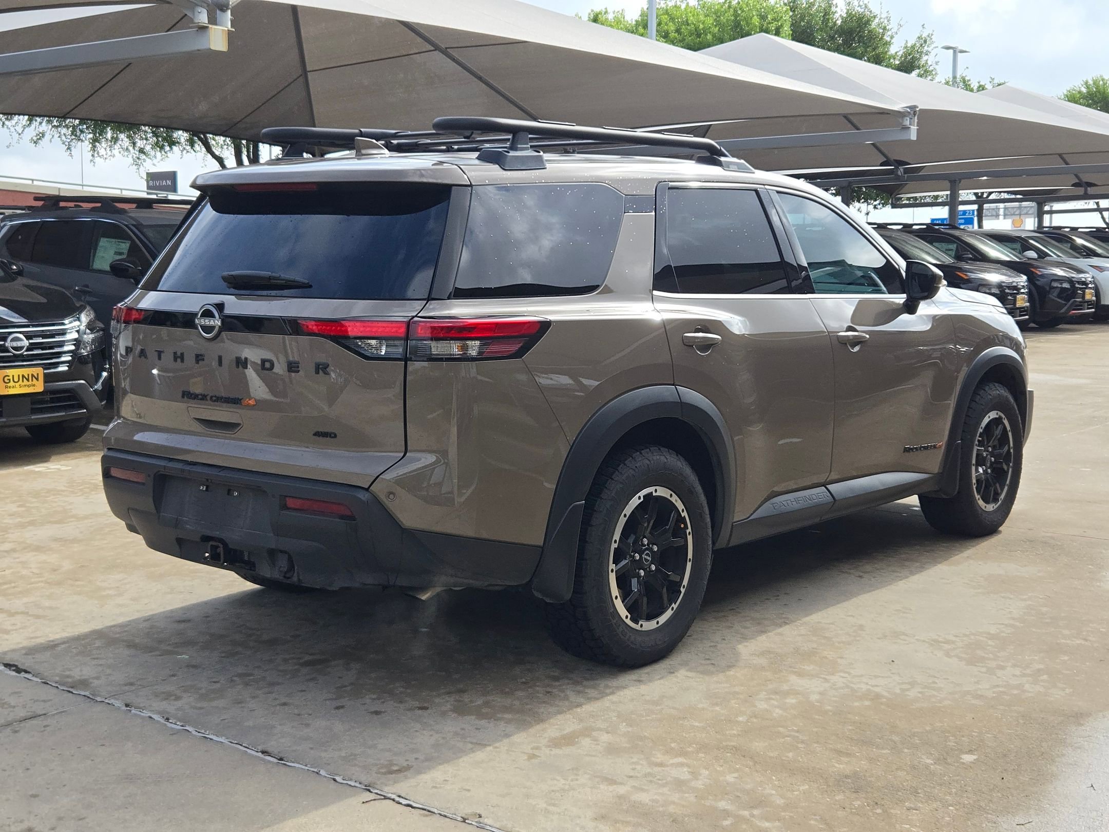 Used 2024 Nissan Pathfinder Rock Creek image 3