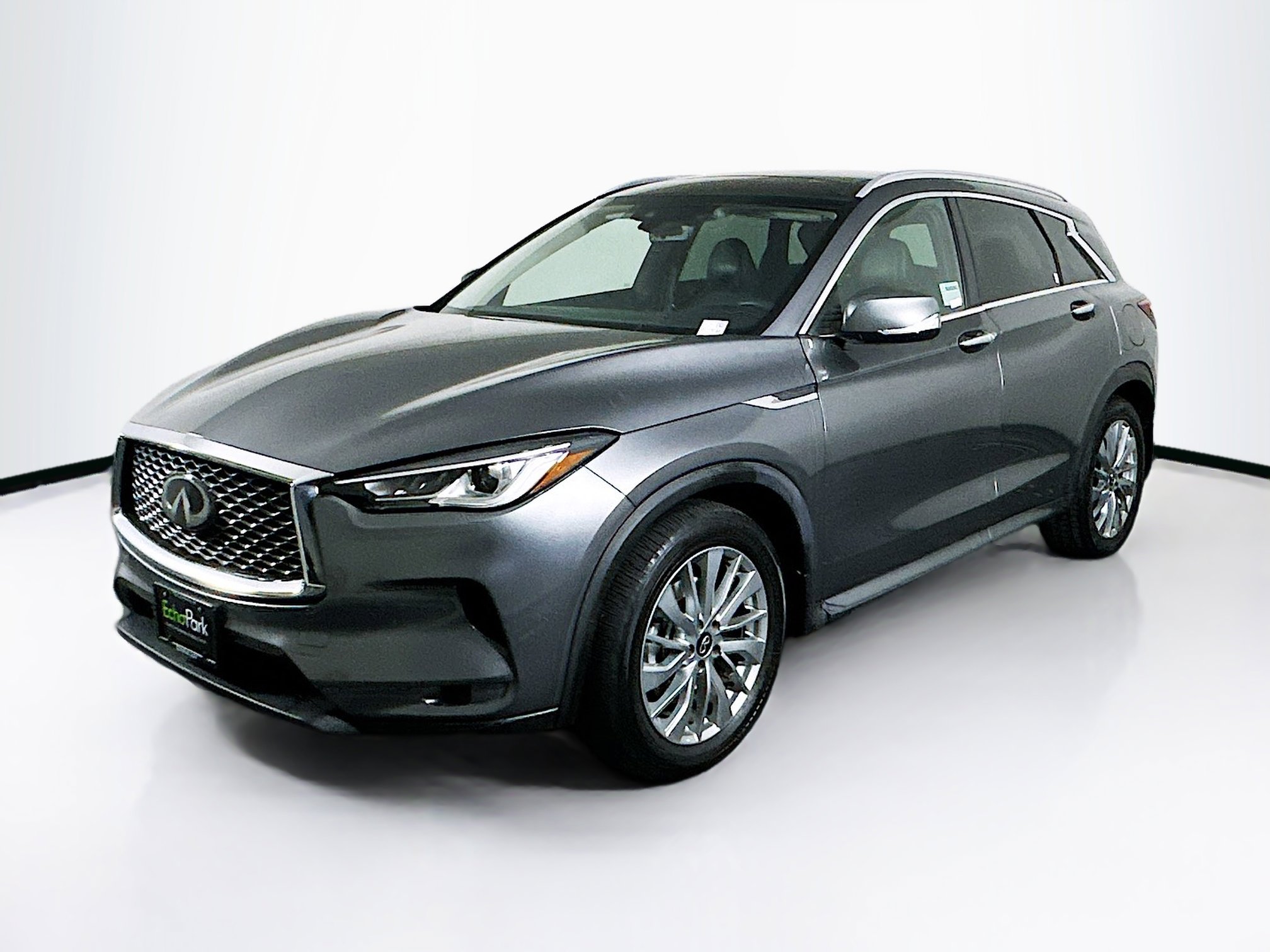 Used 2023 INFINITI QX50 Luxe image 3
