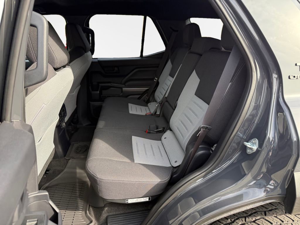 Used 2025 Toyota 4Runner TRD Off-Road image 23