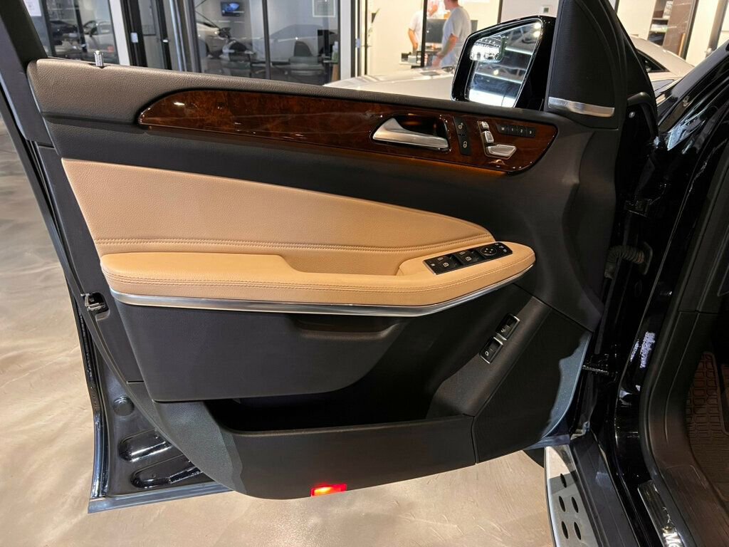 Used 2019 Mercedes-Benz GLS 550 550/DriverAssistPkg/NightPkg/P image 14