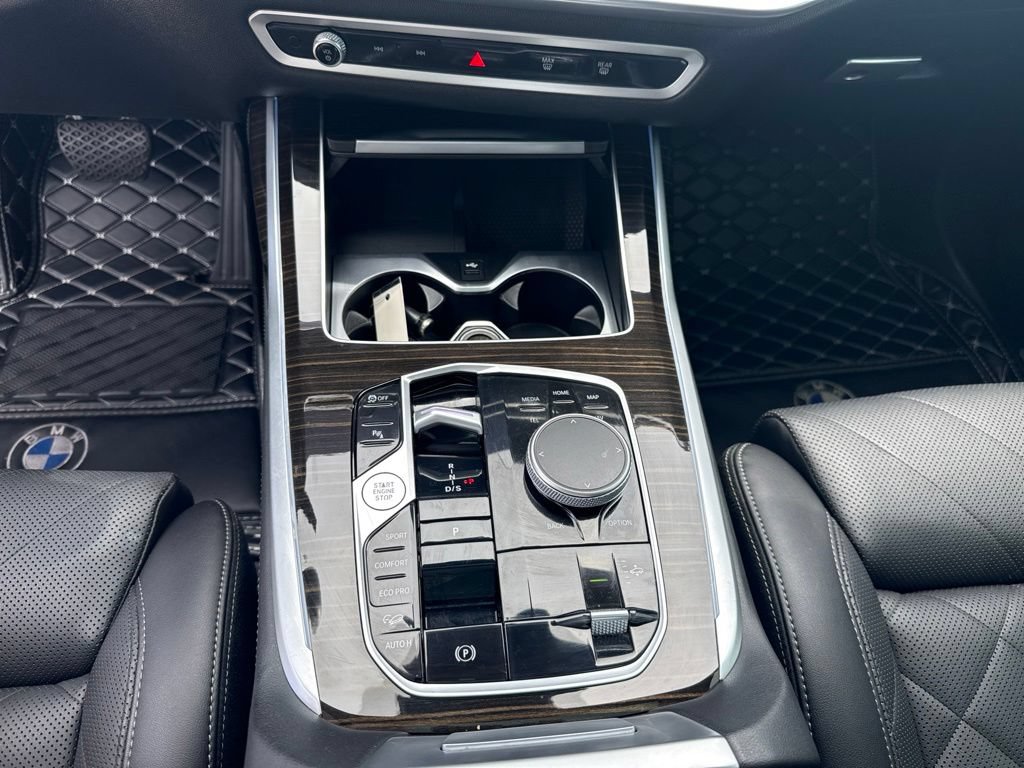 Used 2024 BMW X7 xDrive40i w/ Premium Package AWD/4WD image 20