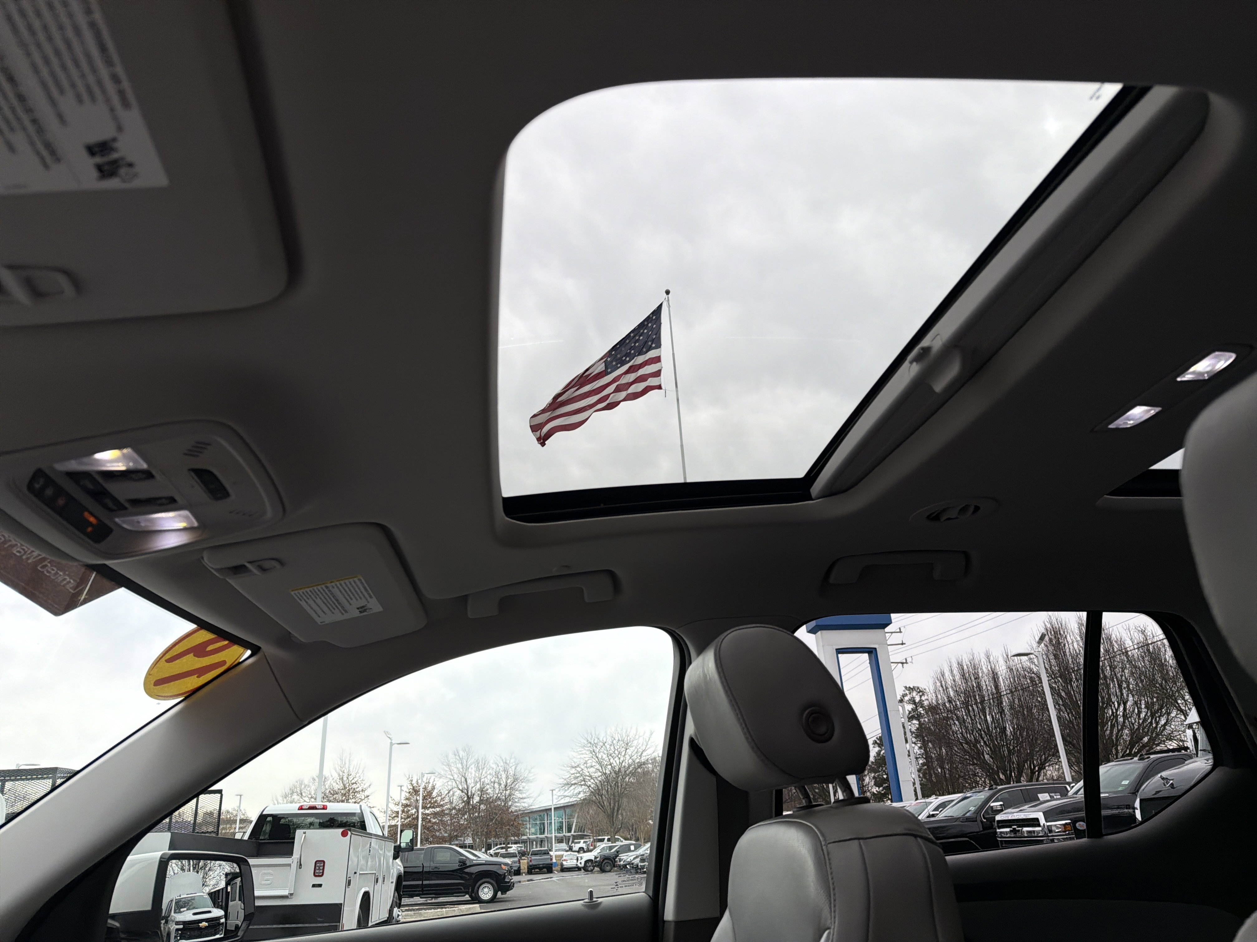 Used 2019 Chevrolet Traverse Premier image 28