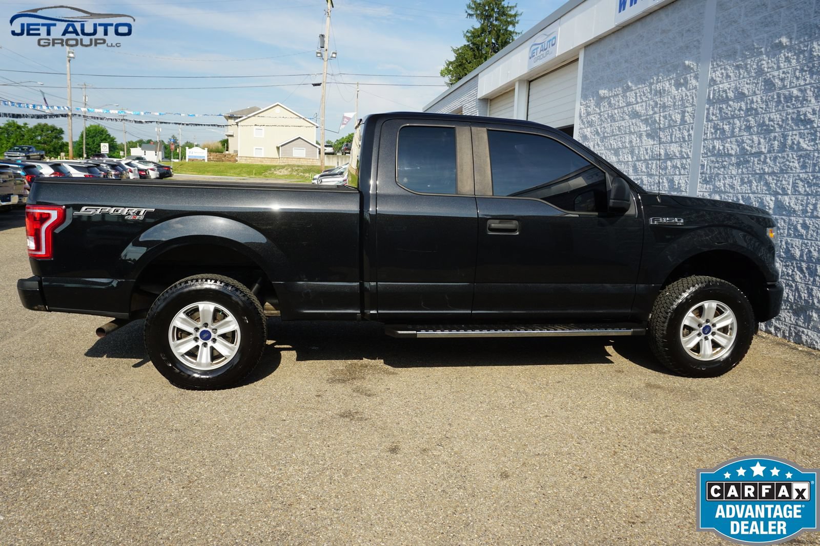 Used 2015 Ford F150 XL w/ Equipment Group 101A Mid AWD/4WD image 12
