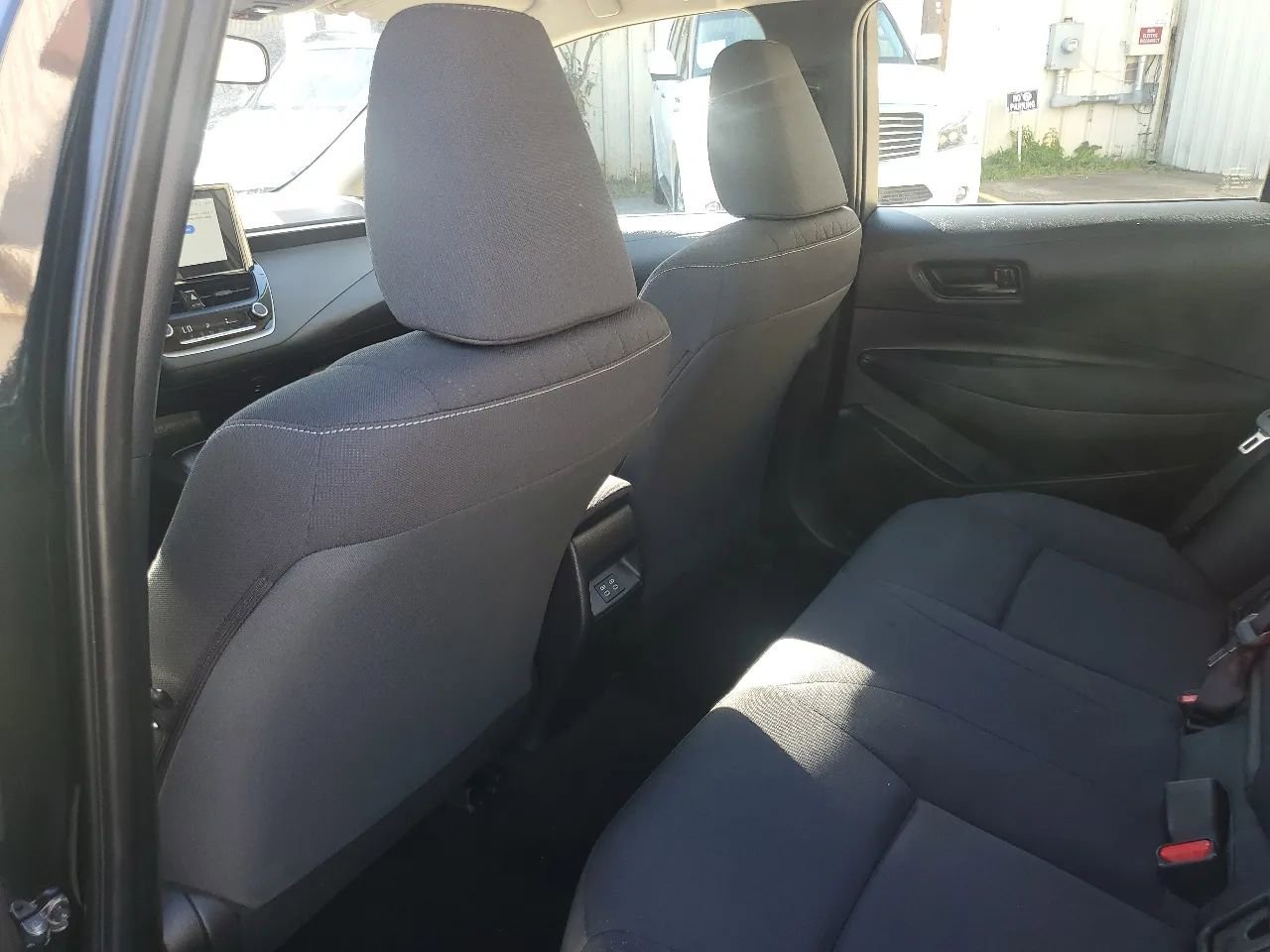 Used 2023 Toyota Corolla LE image 30