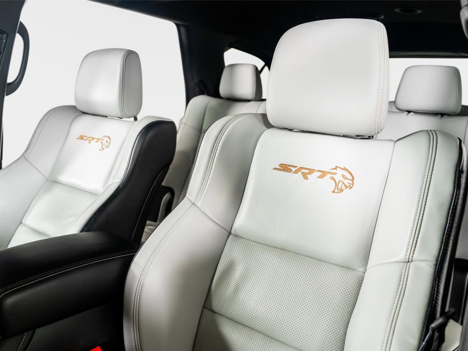 Used 2025 Dodge Durango SRT Hellcat AWD/4WD image 3