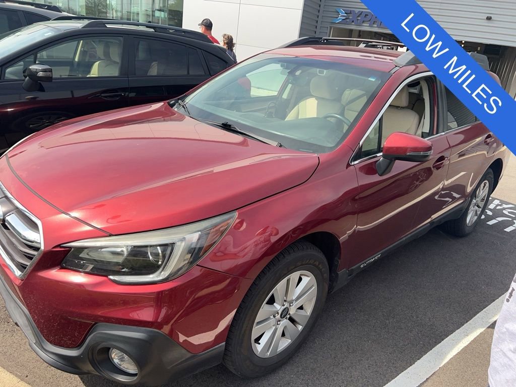Used 2019 Subaru Outback 2.5i Premium AWD/4WD image 2