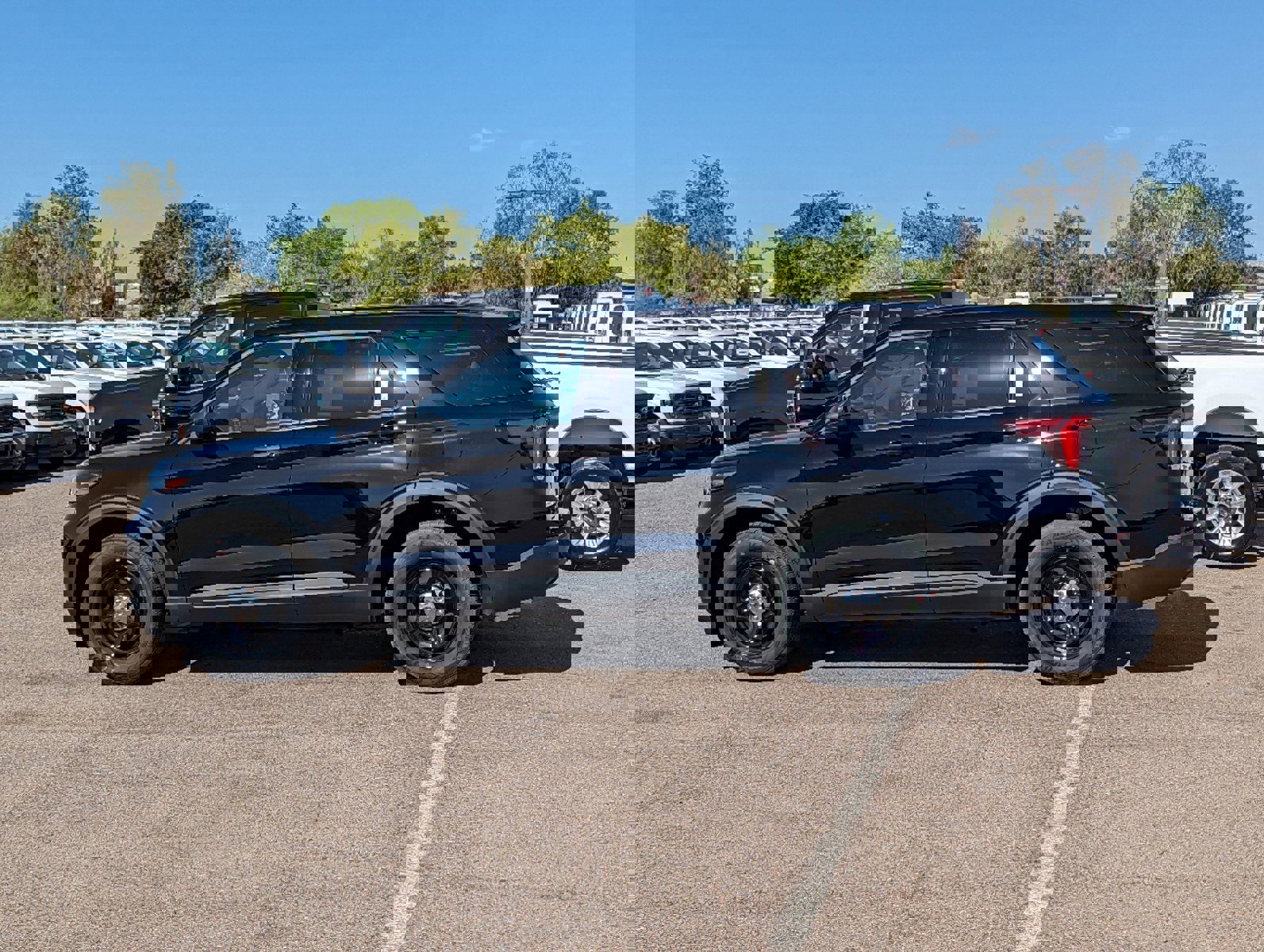 New 2024 Ford Explorer 4WD Police Interceptor image 5