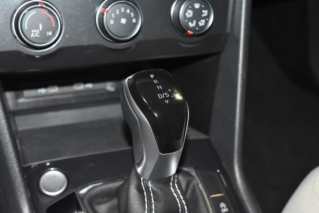 Used 2024 Volkswagen Tiguan S image 16