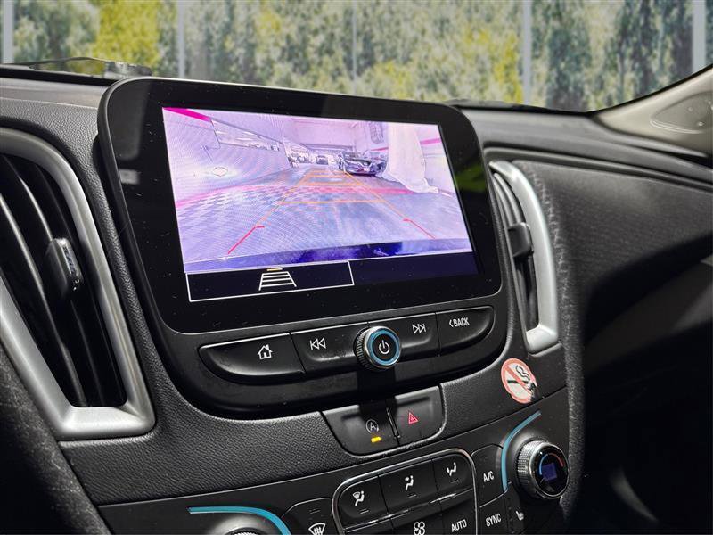 Used 2023 Chevrolet Malibu LT image 22