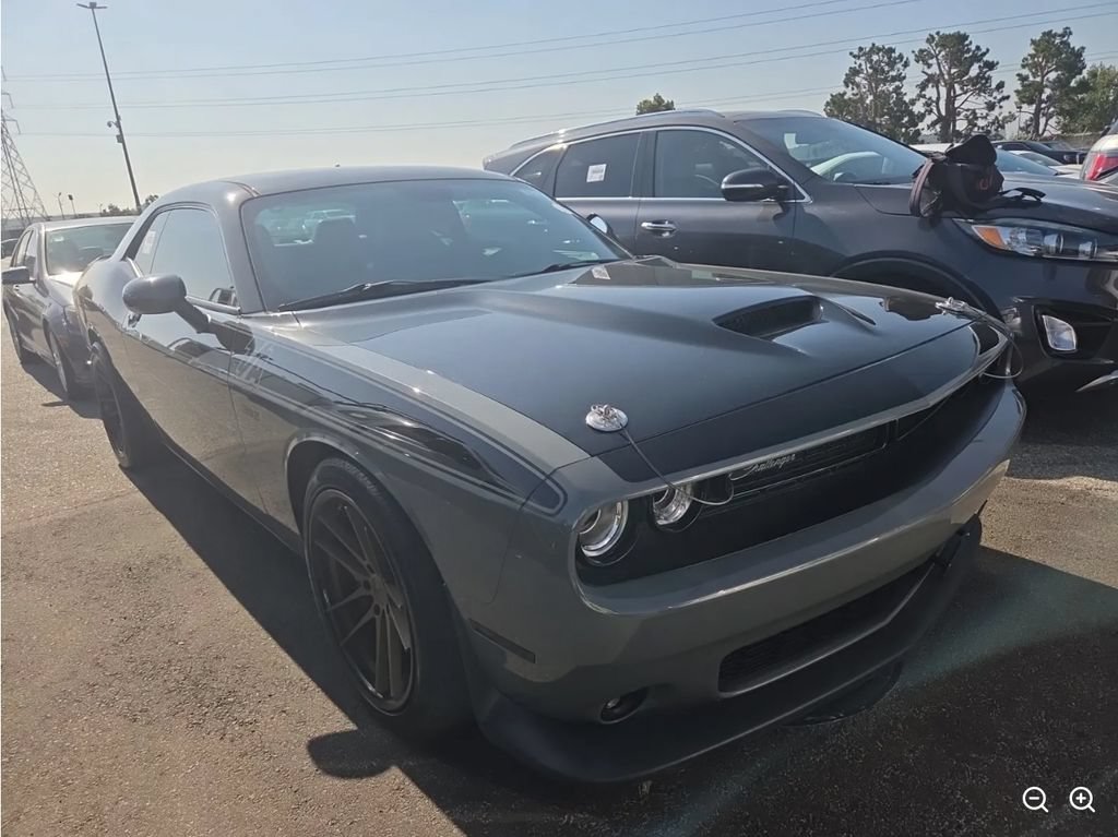 Used 2018 Dodge Challenger T/A RWD image 2
