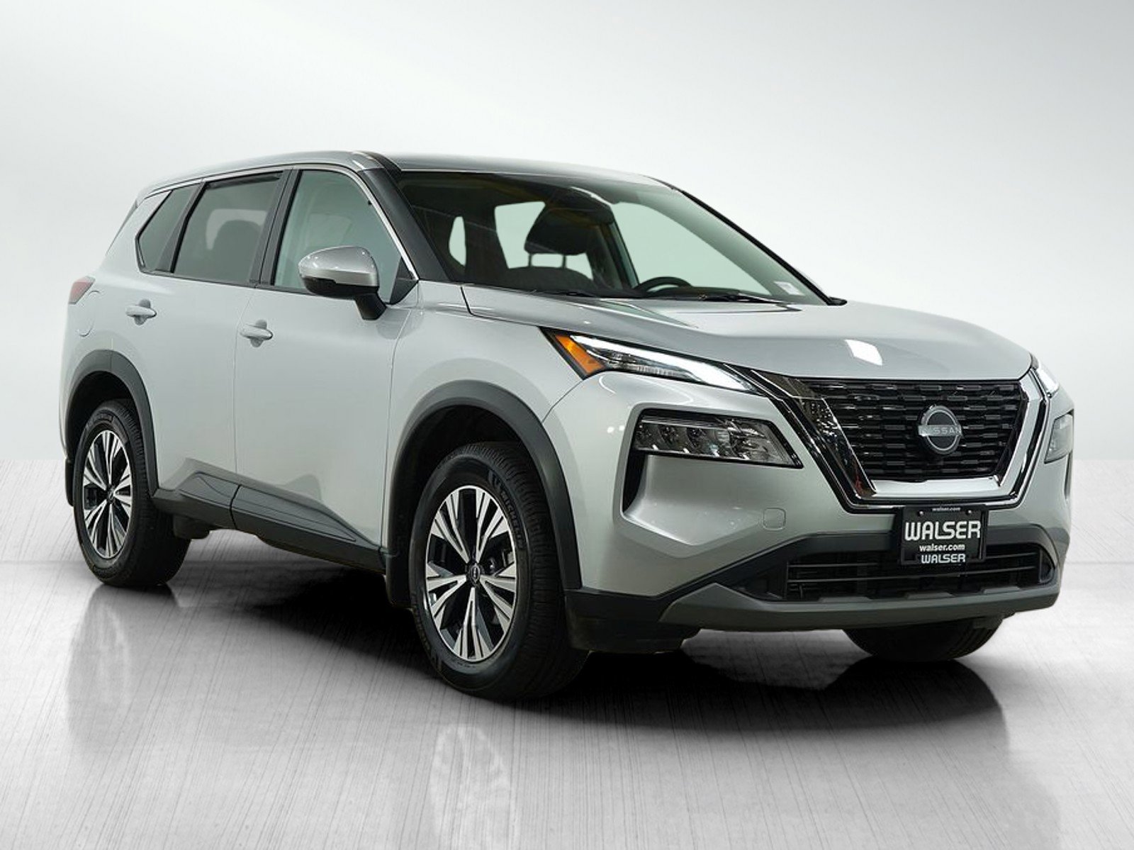 Used 2022 Nissan Rogue SV image 7