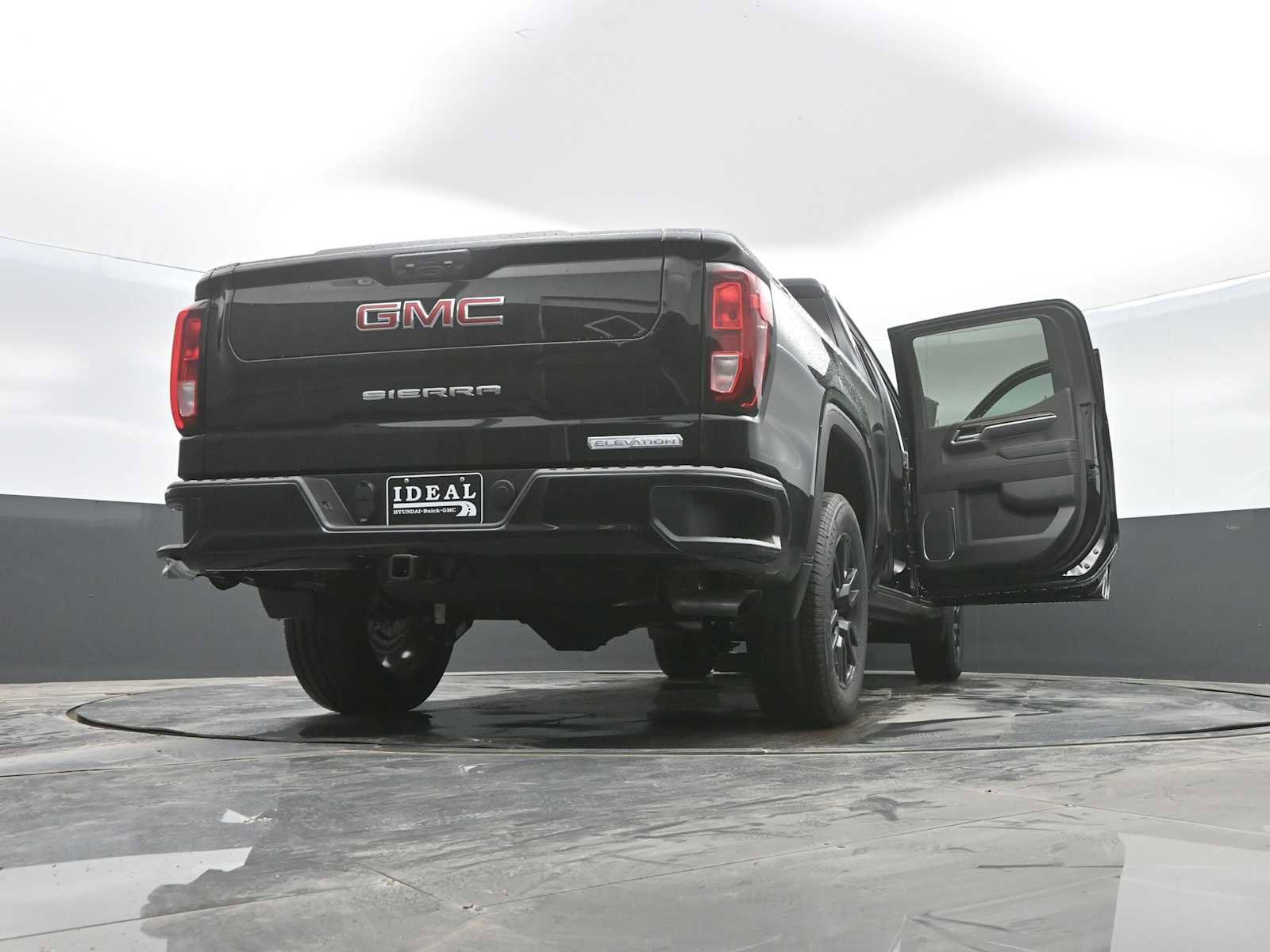 New 2026 GMC Sierra 1500 Elevation image 33