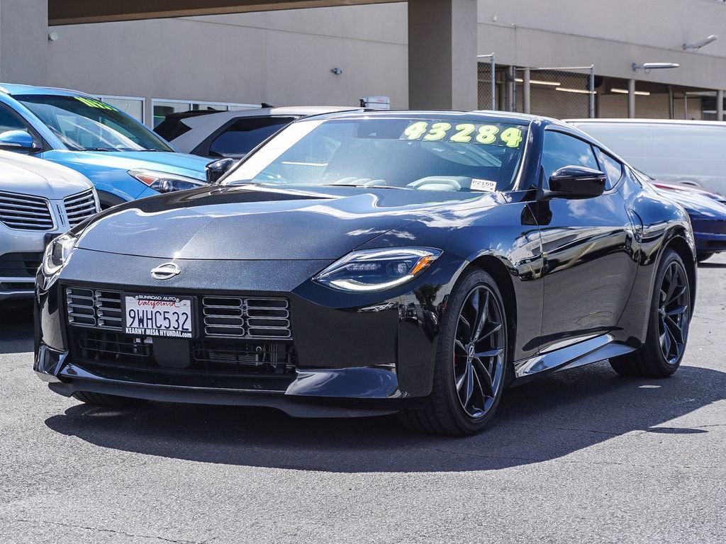 Used 2024 Nissan Z Performance w/ Floor Mat Package image 3