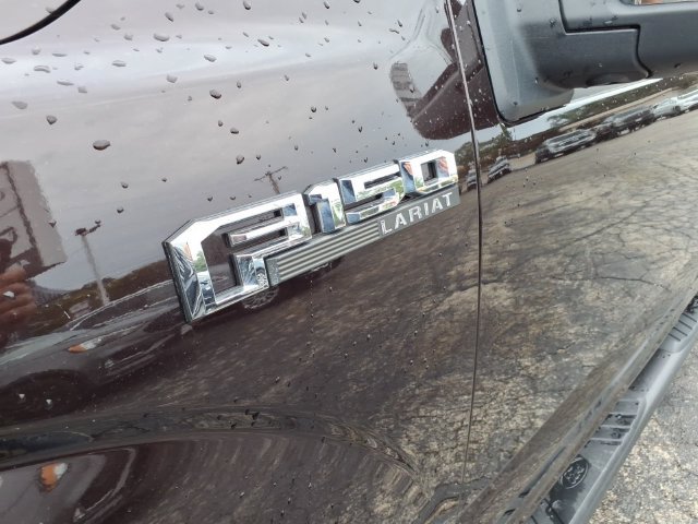 Used 2019 Ford F150 Lariat w/ Equipment Group 502A Luxury AWD/4WD image 16