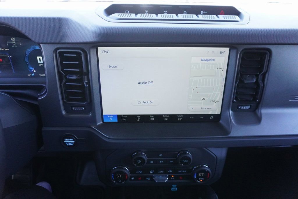 Certified 2025 Ford Bronco Badlands AWD/4WD image 11
